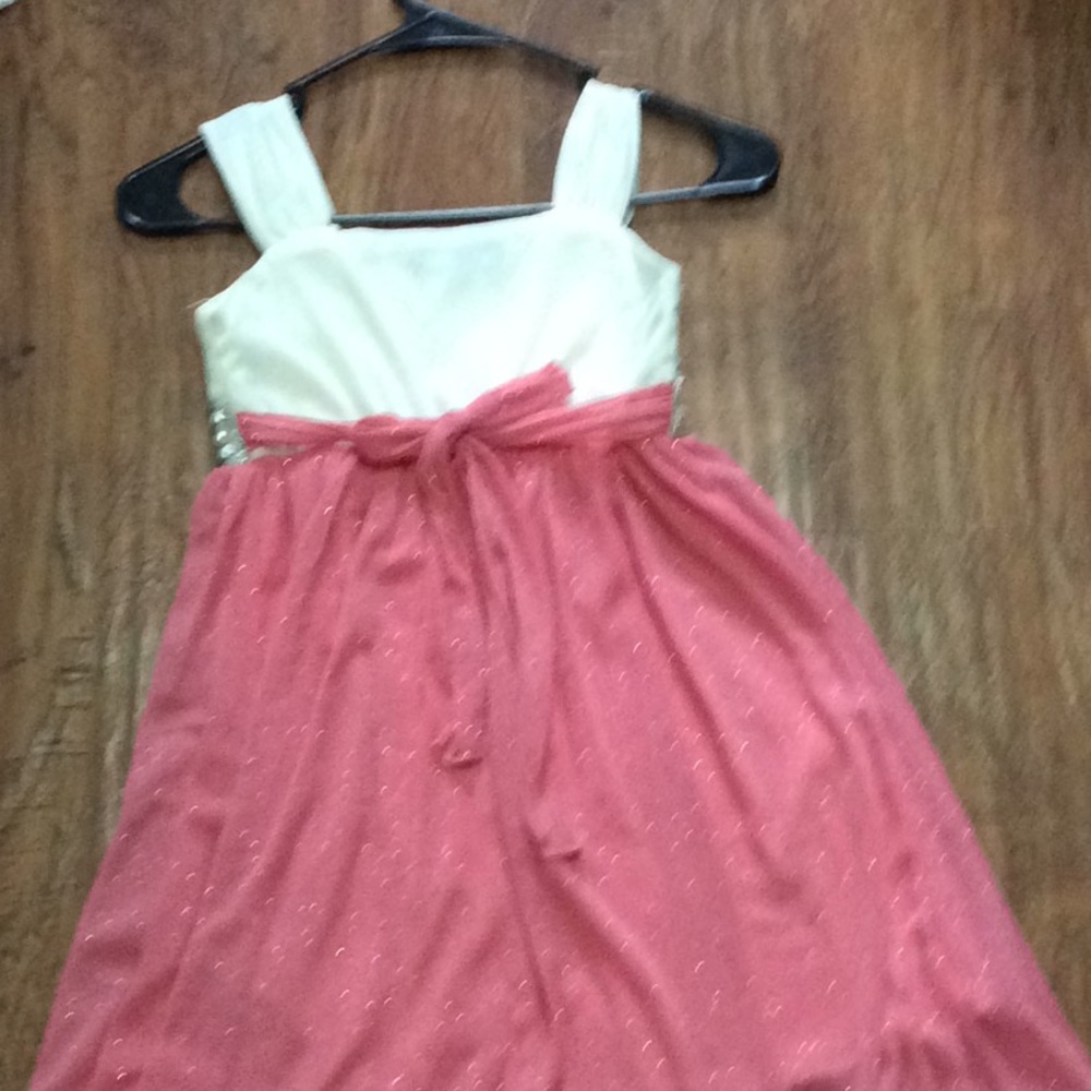 Dress - Picture 3 of 3